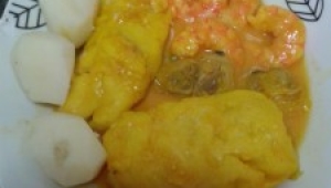 LOMOS DE MERLUZA CON LANGOSTINOS Y ALMEJAS